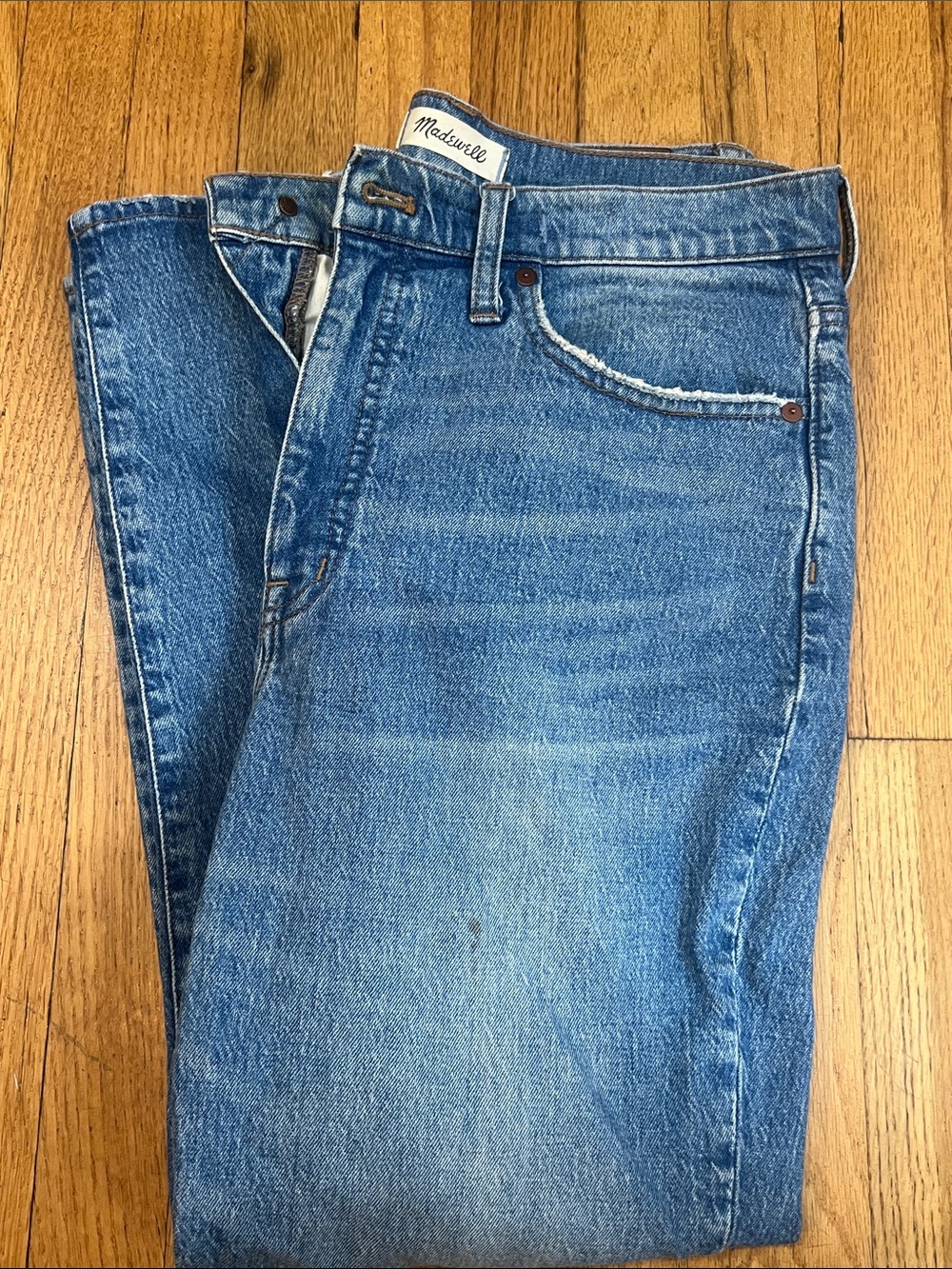 Madewell classic straight jean size 29